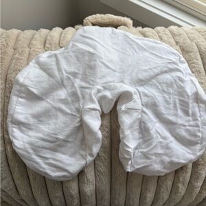 Earthlite Professional White massage table pillow cover